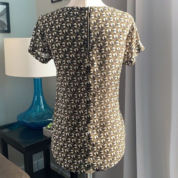 Brooklyn Industries Olive green print blouse sz xs - Picture 3 of 7